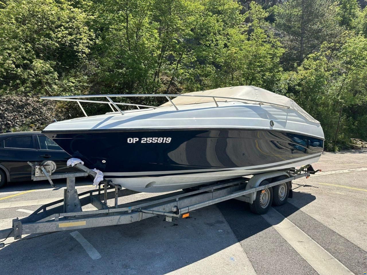 Crownline 210 CABIN