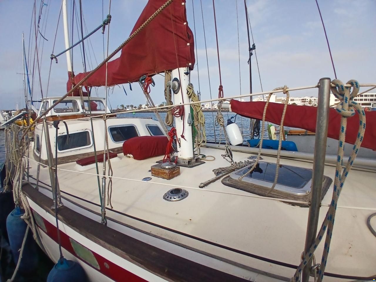 Endurance 35 Ketch