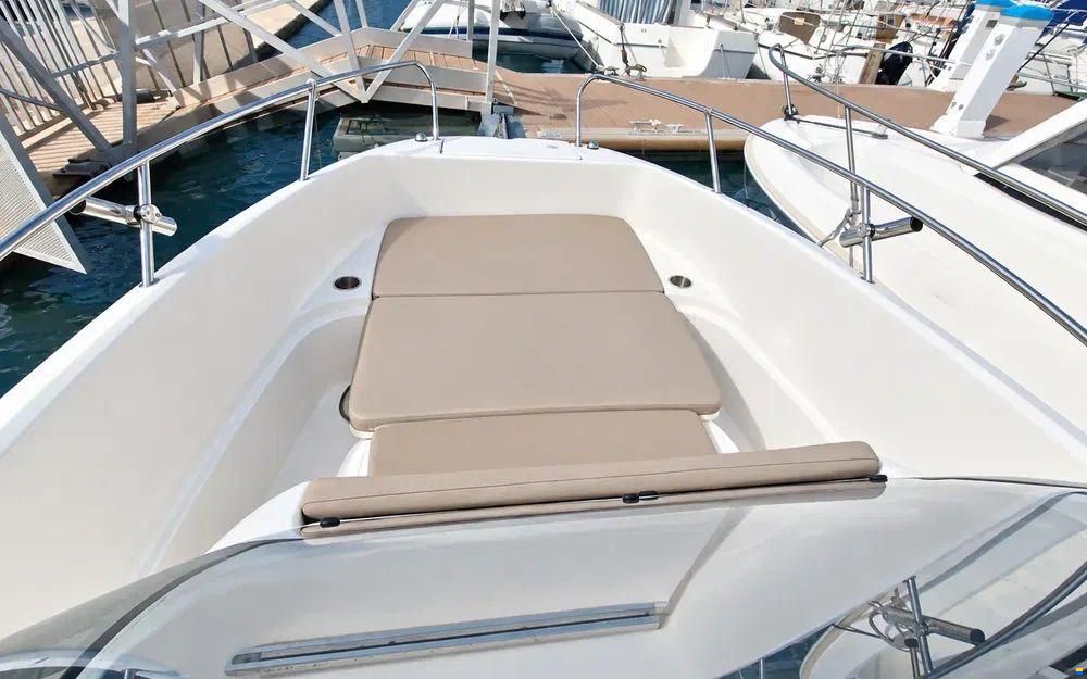 Quicksilver Activ 675 Open