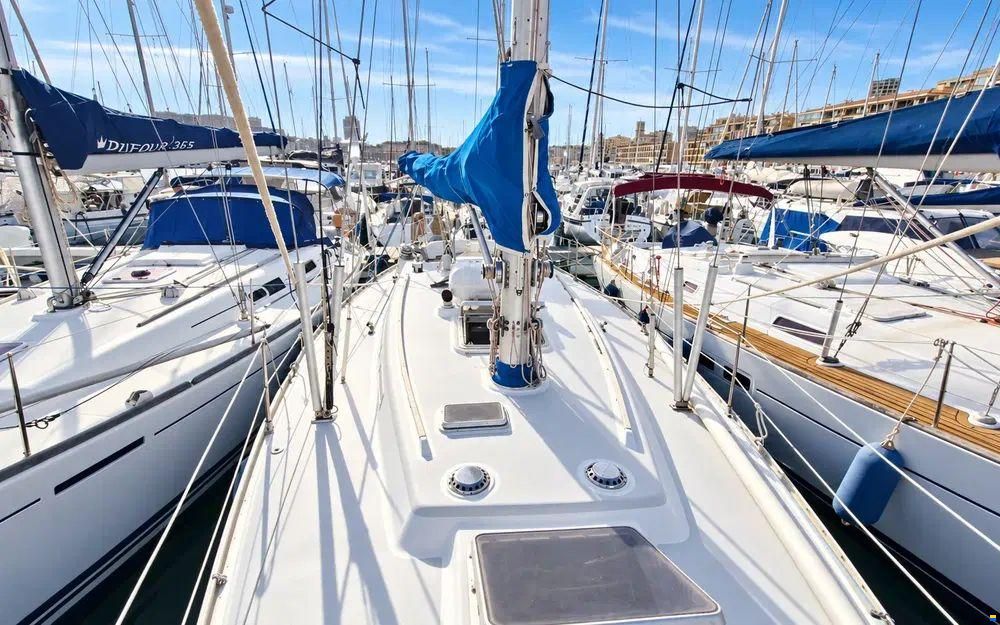 Wauquiez Hood 38
