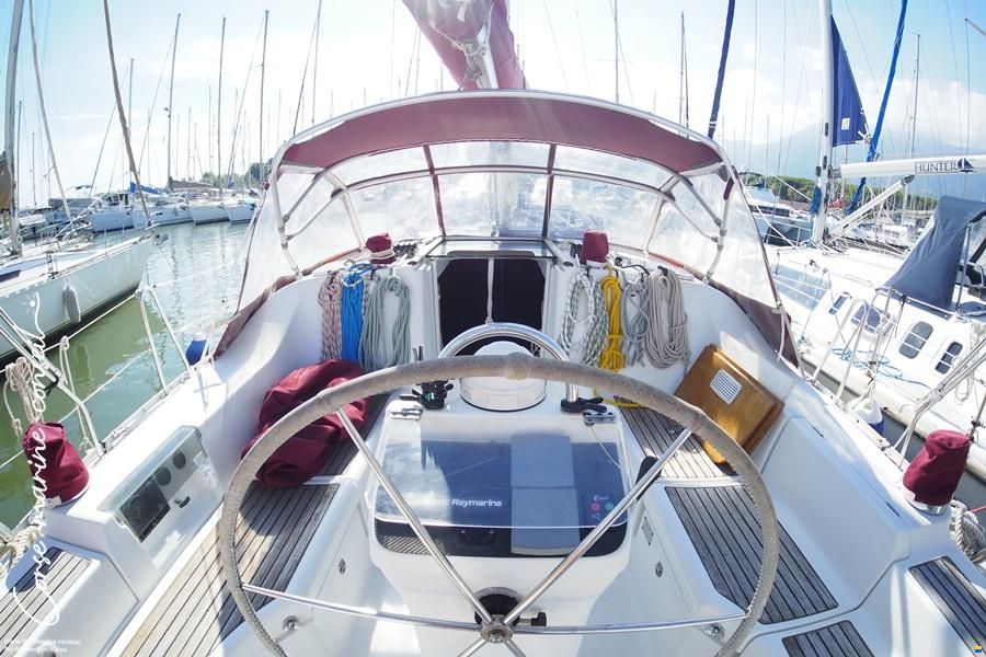 Beneteau Oceanis 393