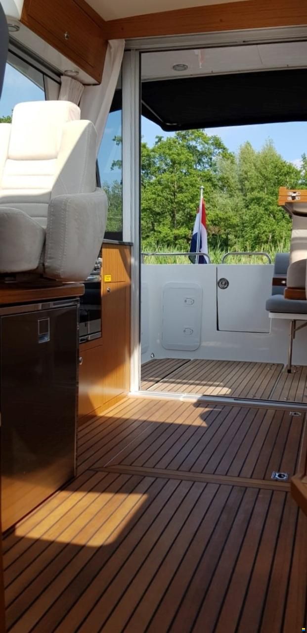 Saga 325