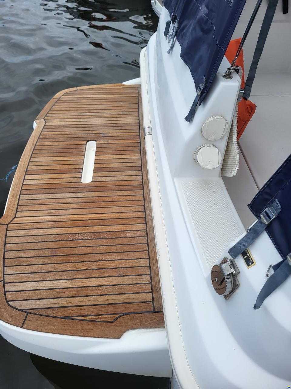 Beneteau Antares 8