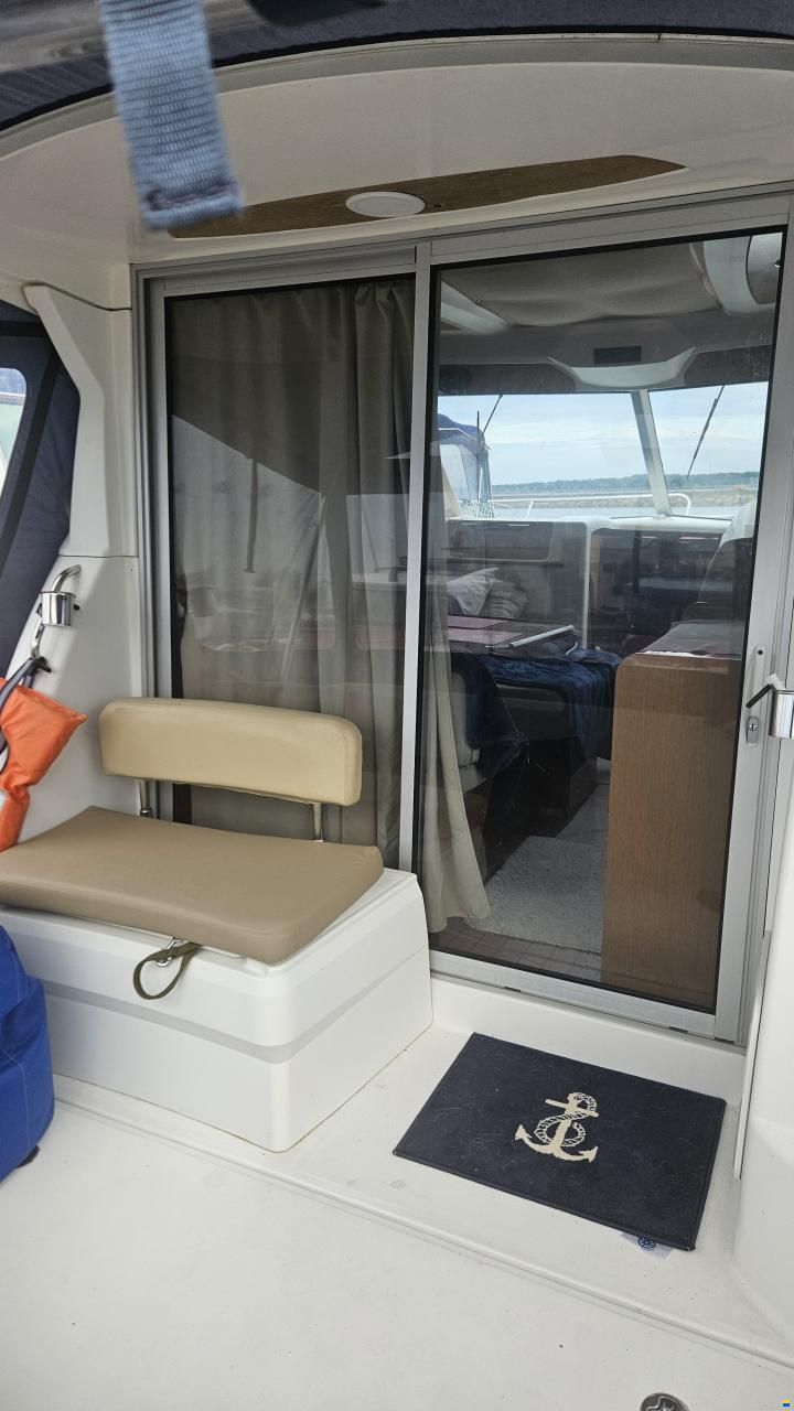 Beneteau Antares 8