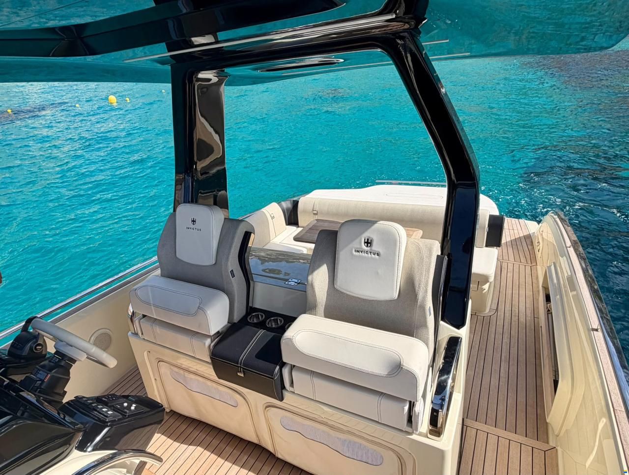 INVICTUS 320 GT