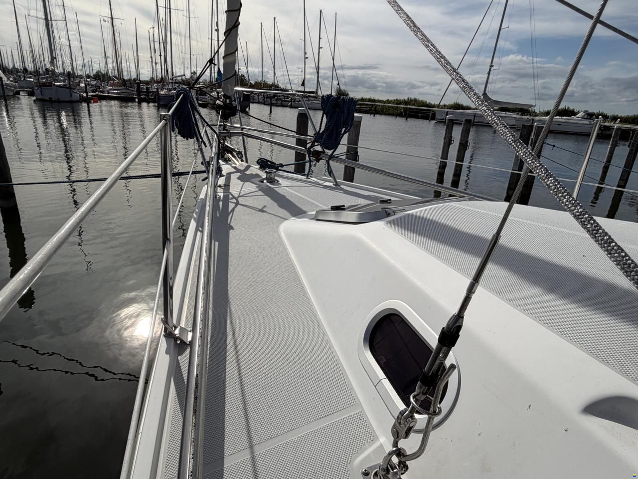 Catalina 320