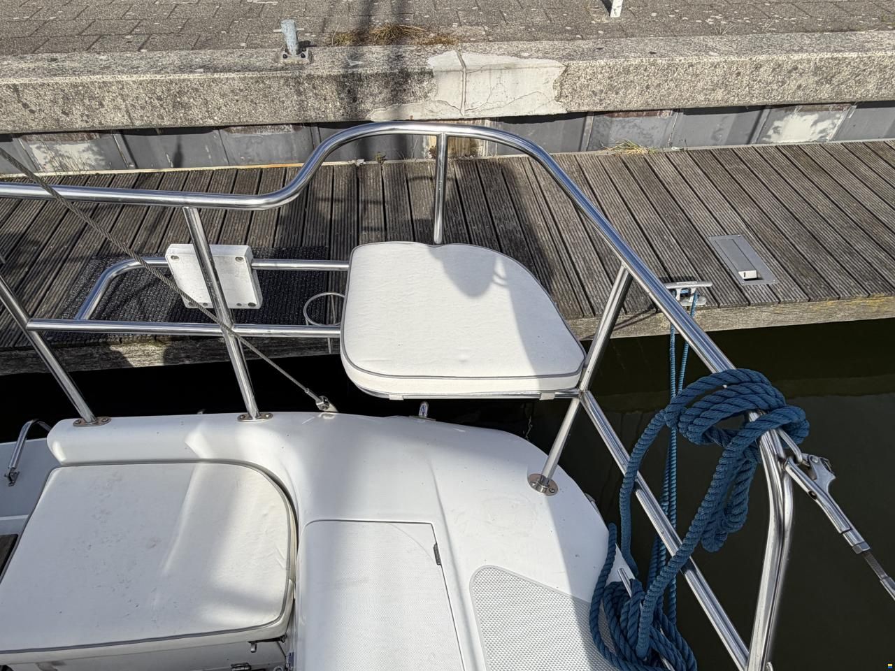 Catalina 320
