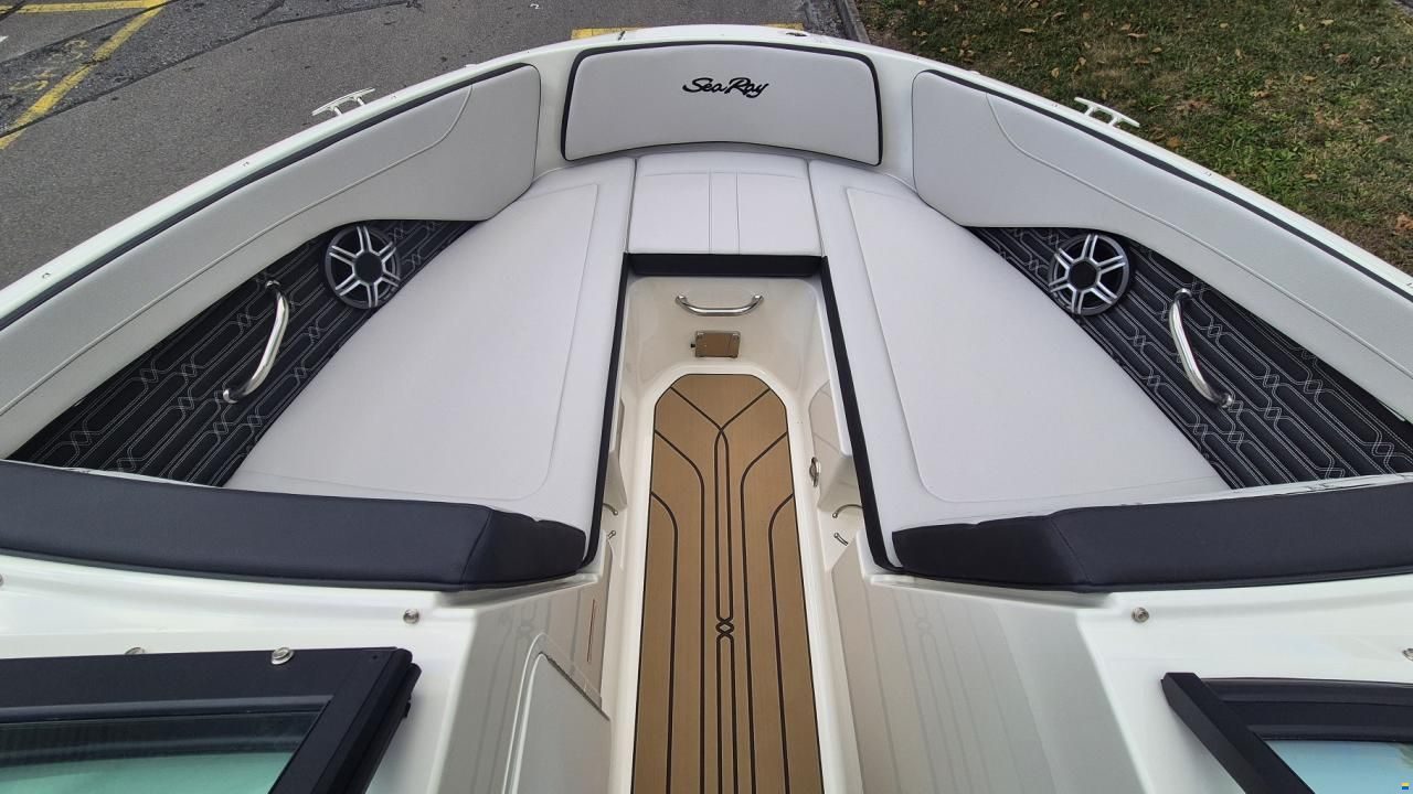 Sea Ray SPX 190 Europe
