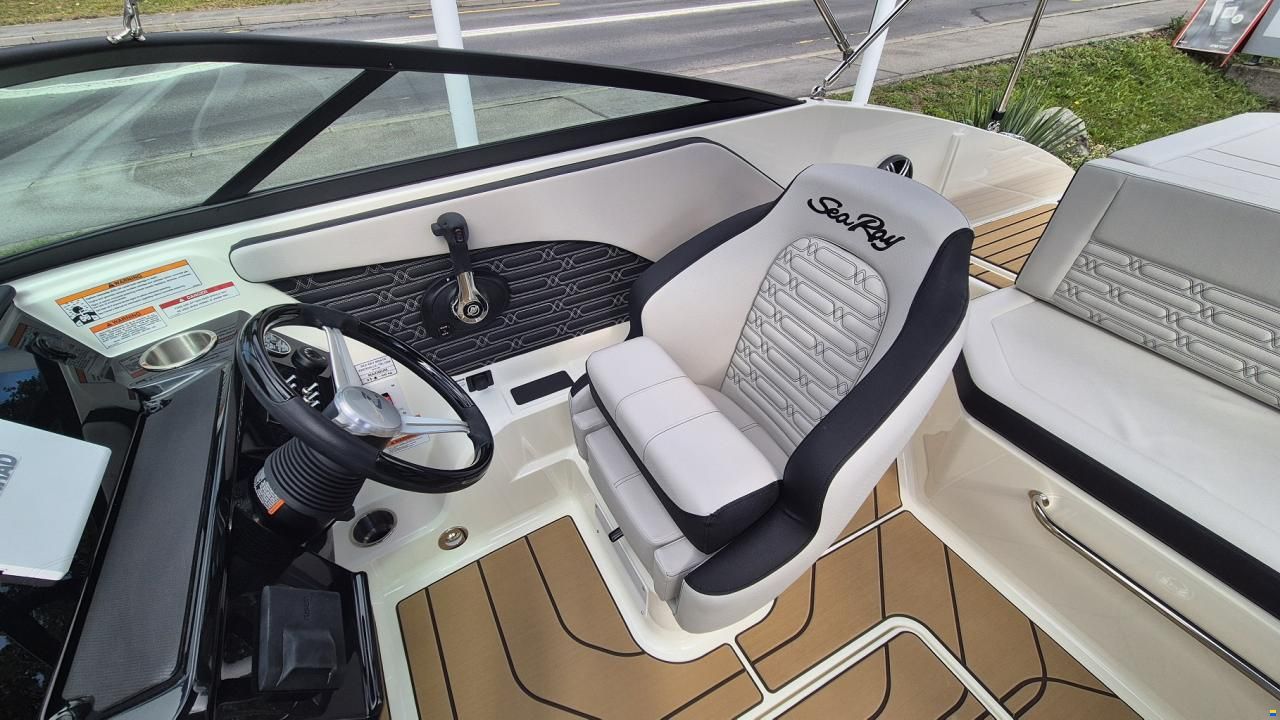 Sea Ray SPX 190 Europe