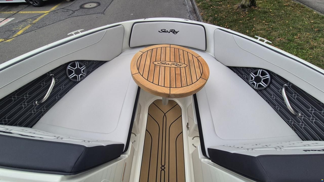 Sea Ray SPX 190 Europe