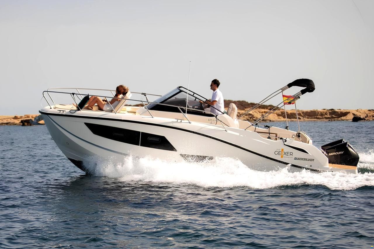 Quicksilver Inflatables Activ 875 Sundeck