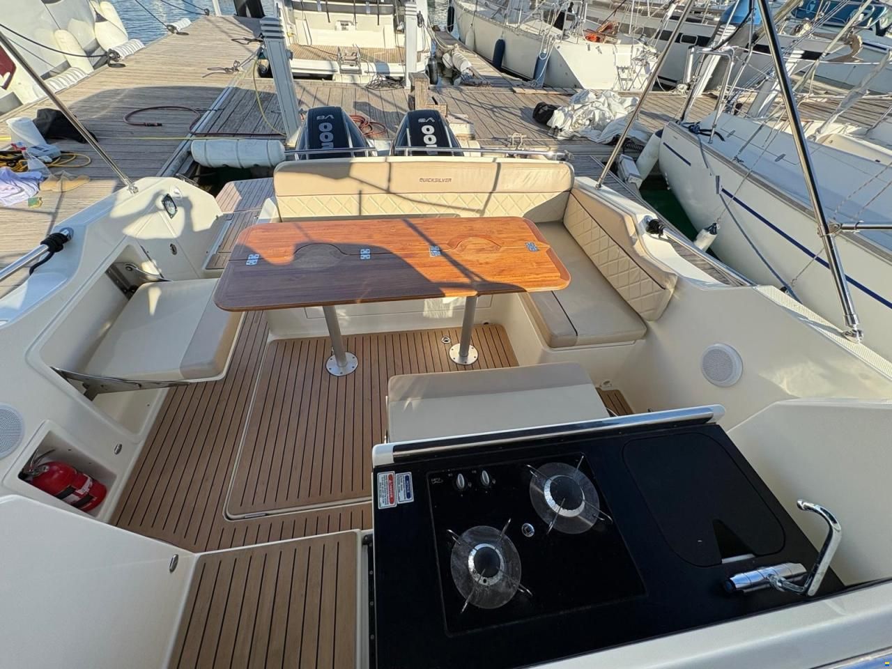 Quicksilver Inflatables Activ 875 Sundeck