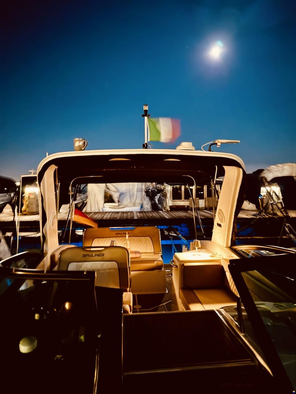 Bayliner Ciera 8