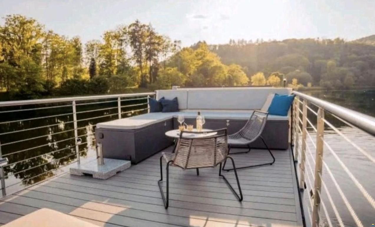 Delfin Tec Joy Life Hausboot