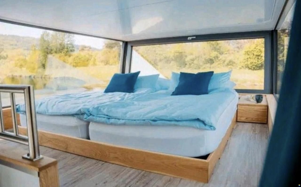 Delfin Tec Joy Life Hausboot