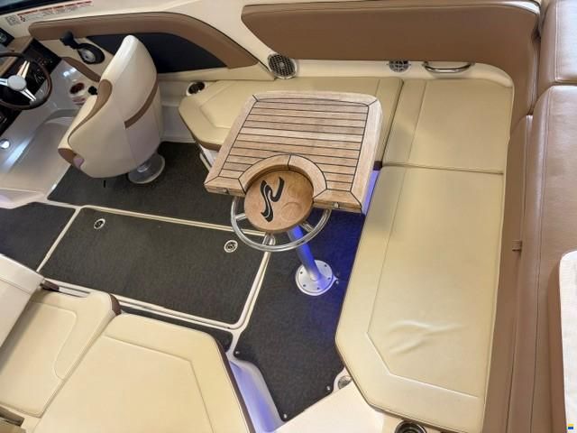 Sea Ray SPX23