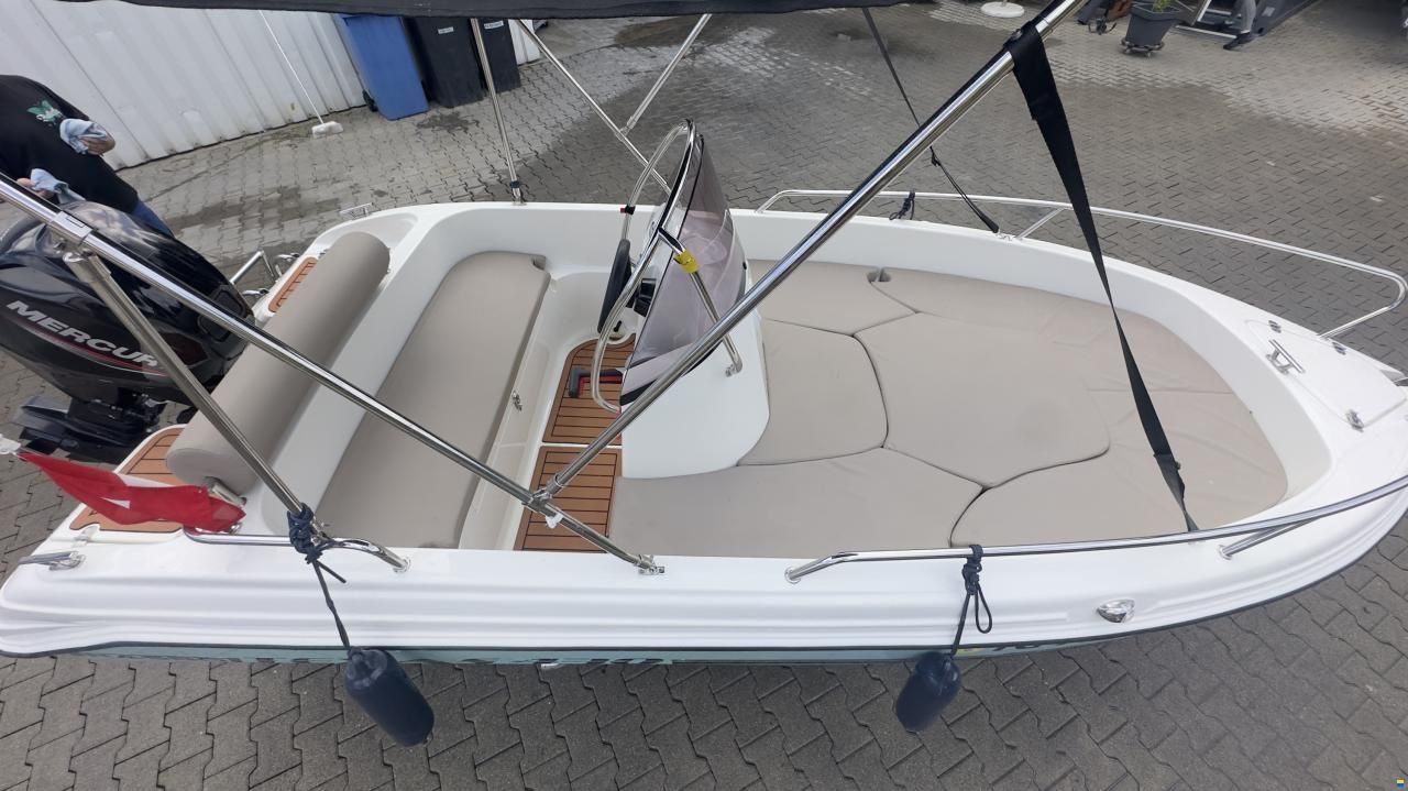 Texas 430 Open inkl. Trailer (1. Hand) Schwei