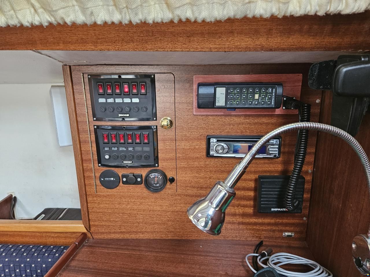 Jeanneau Aquila 28