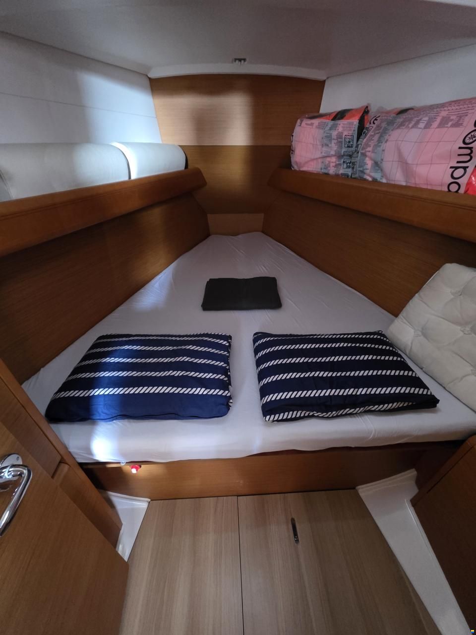 Jeanneau Sun Odyssey 379