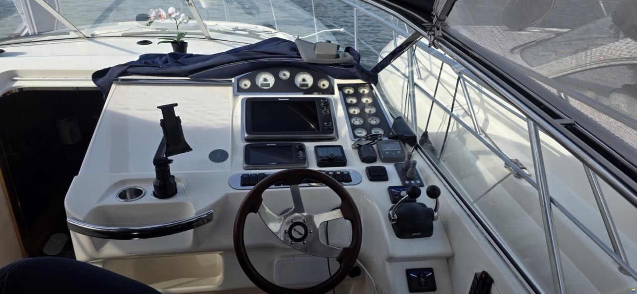 Windy Grand Bora 42