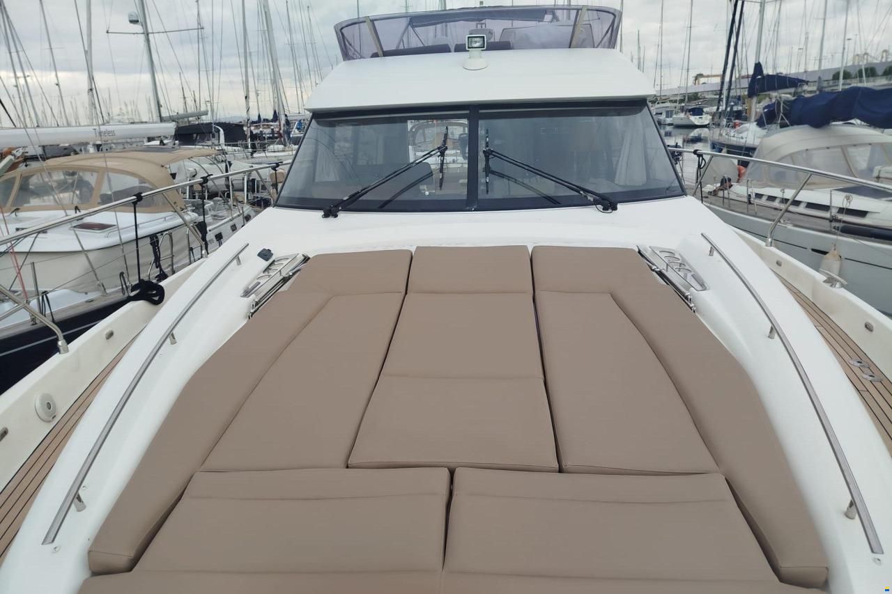 Prestige 550