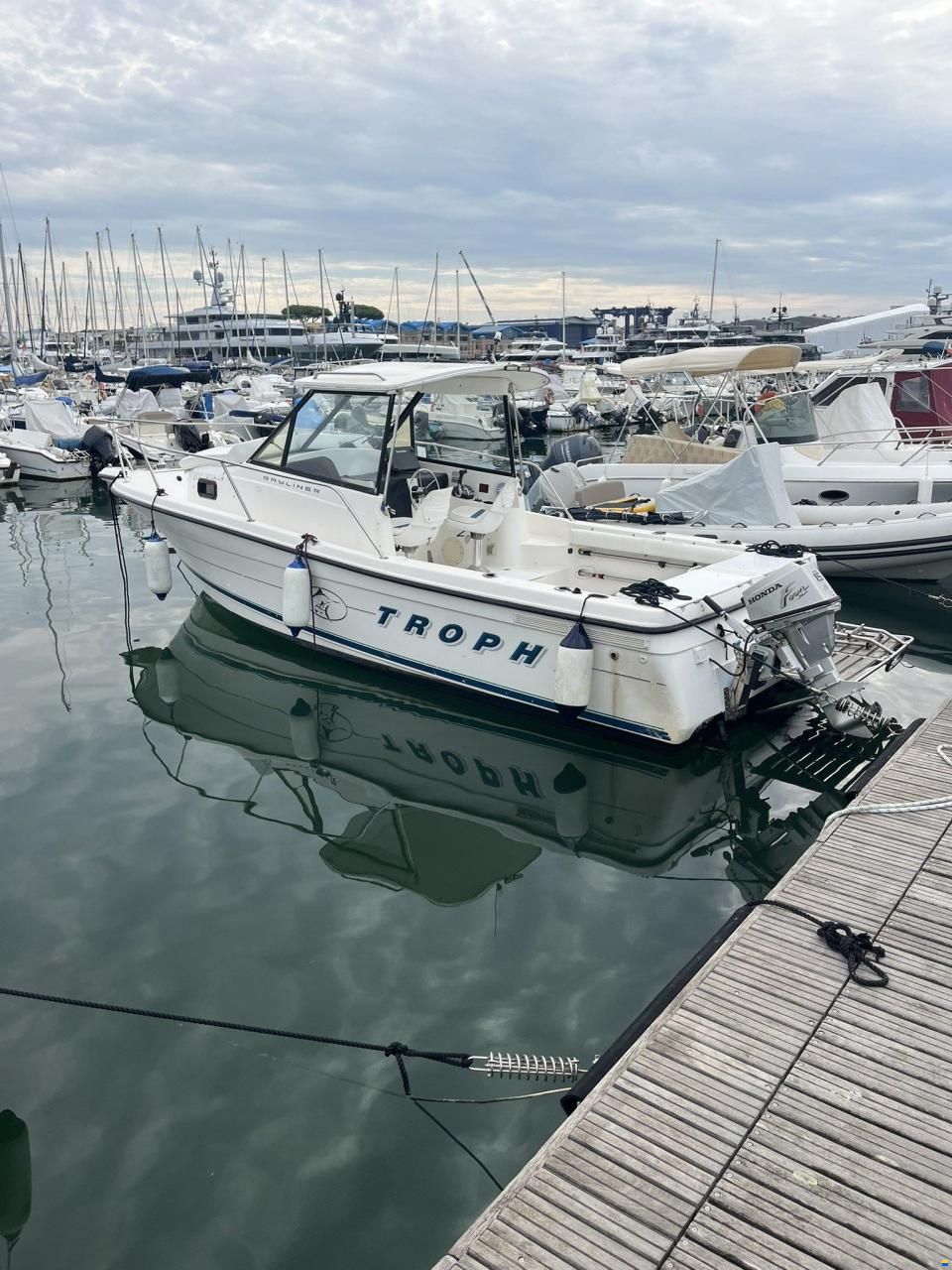 Bayliner Trophy 2352