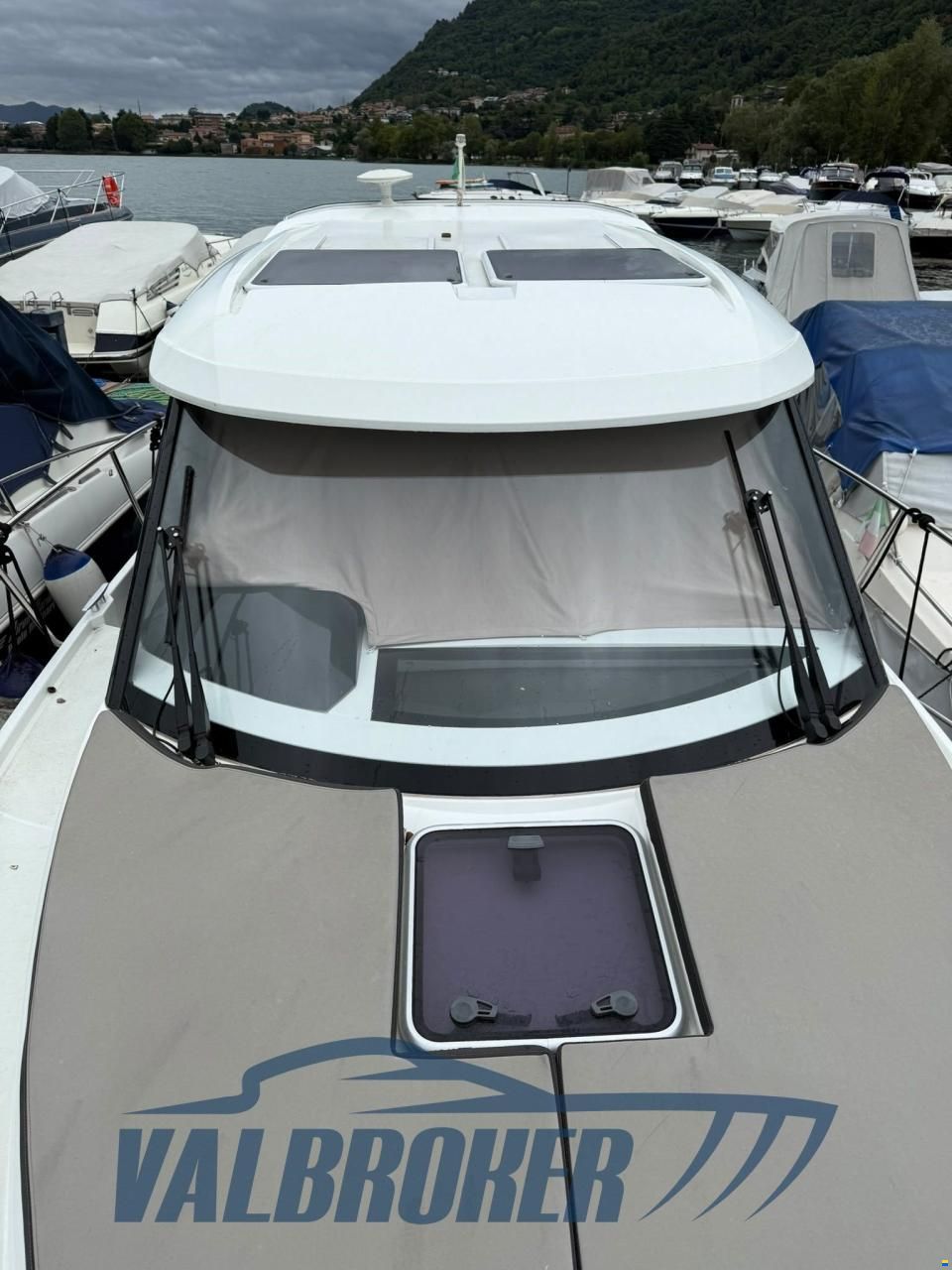 Jeanneau Merry Fisher 895