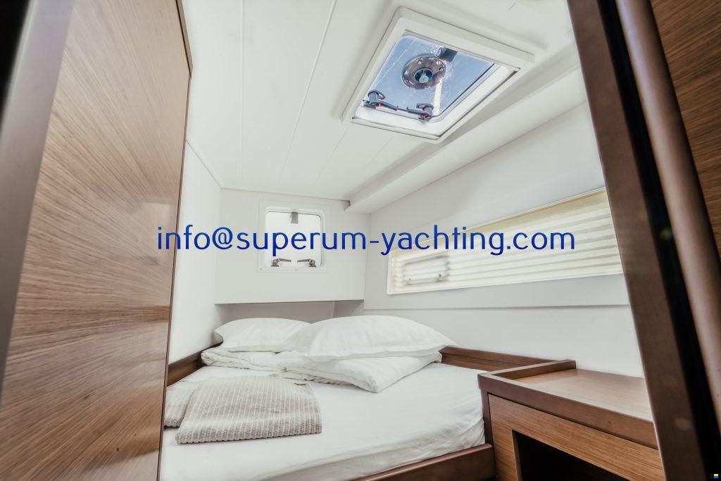 Lagoon 40
