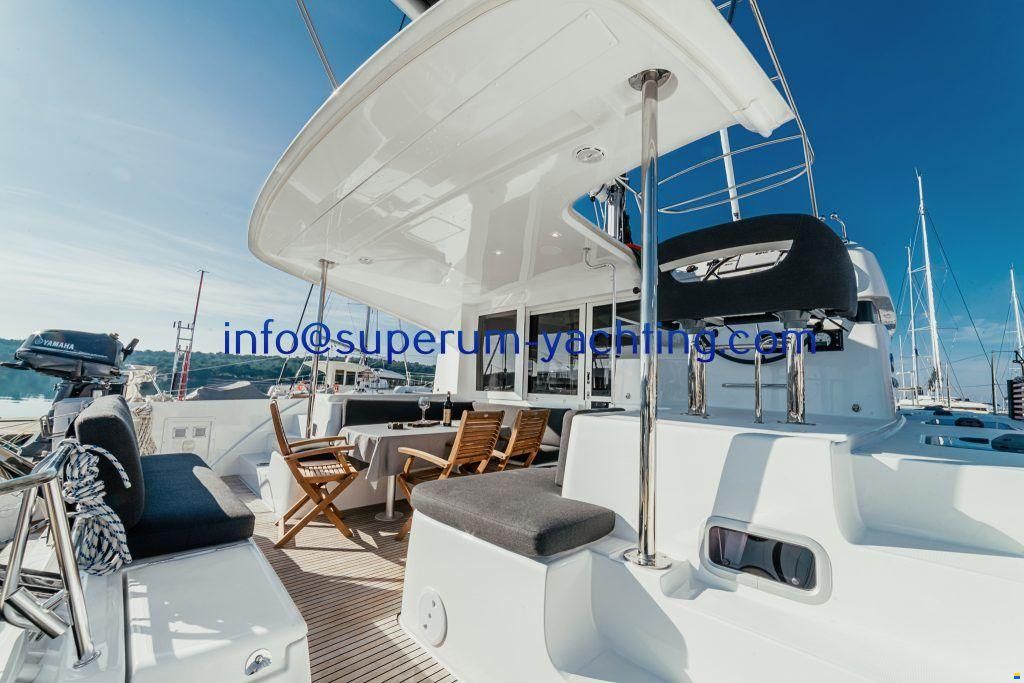 Lagoon 40
