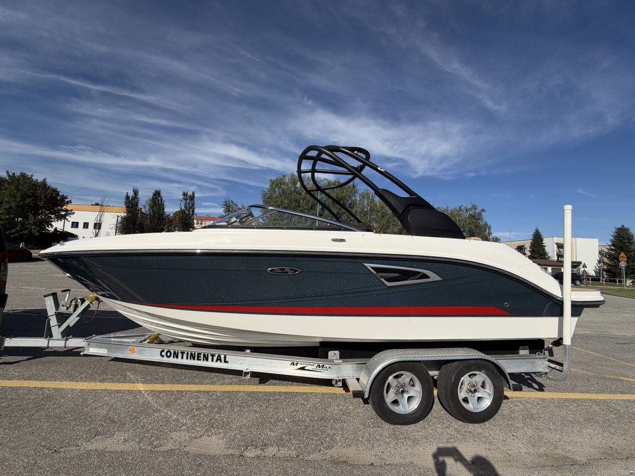 Sea Ray SLX230