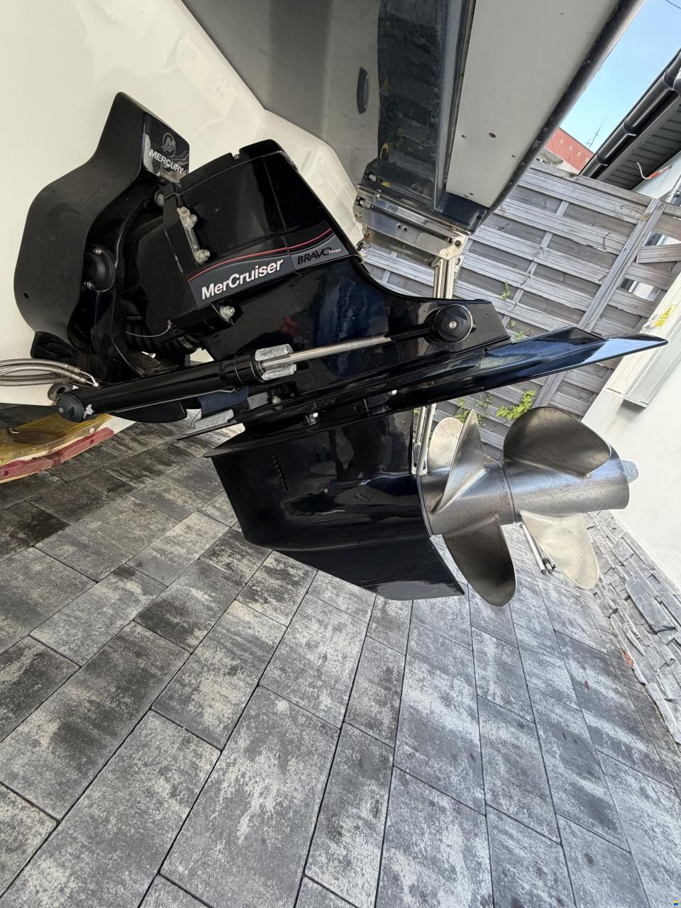 Sea Ray SLX230