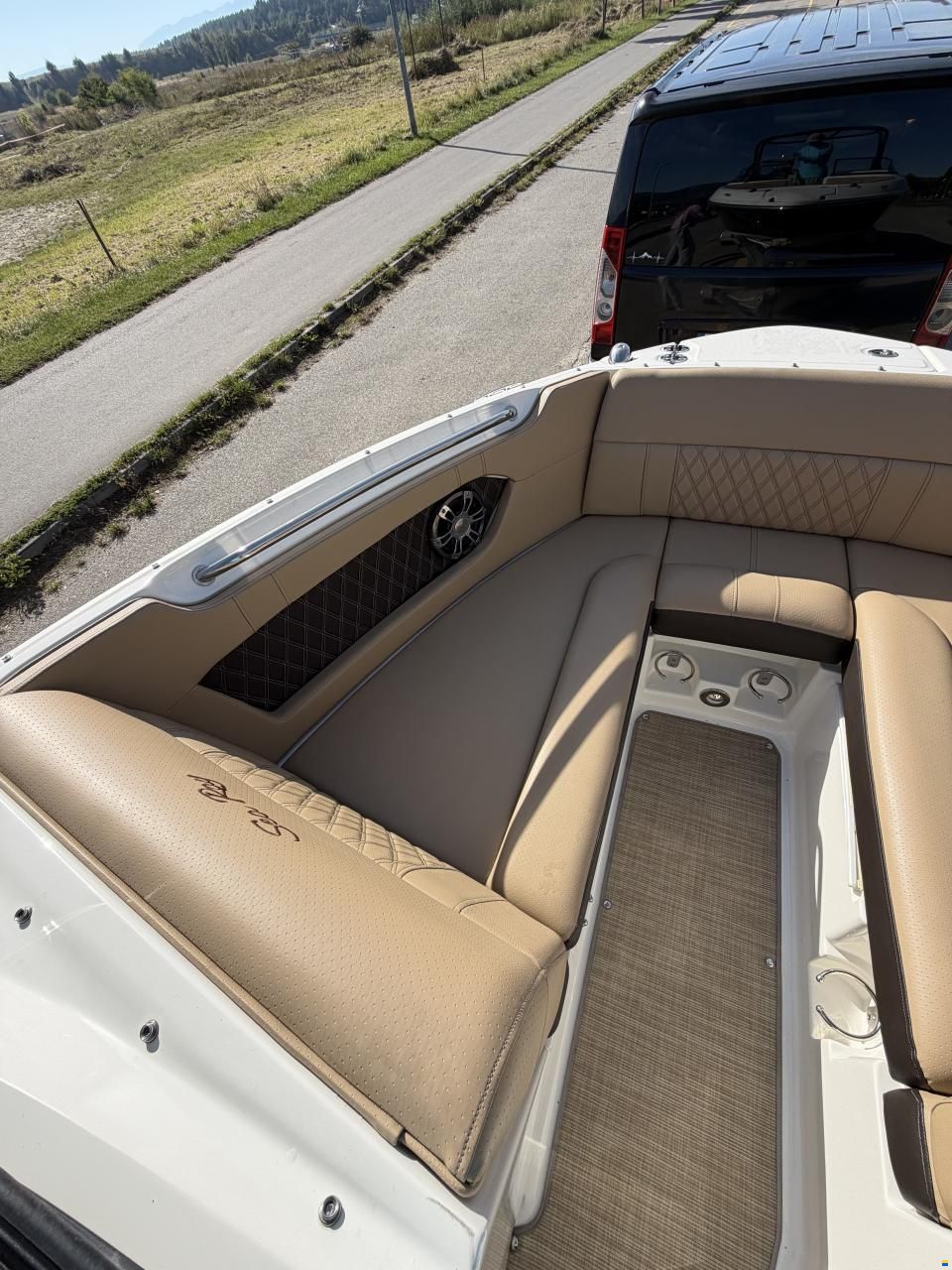 Sea Ray SLX230