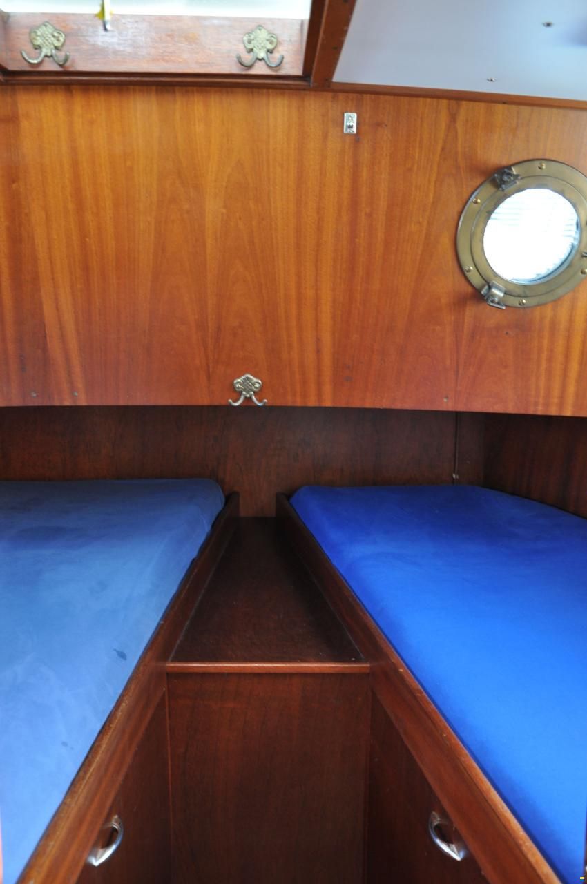 Linssen - Sint Jozef Vlet 950 Salon AK