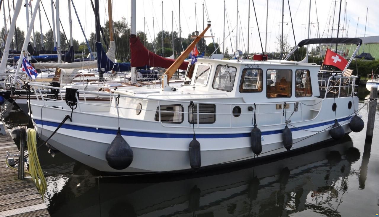 Linssen - Sint Jozef Vlet 950 Salon AK