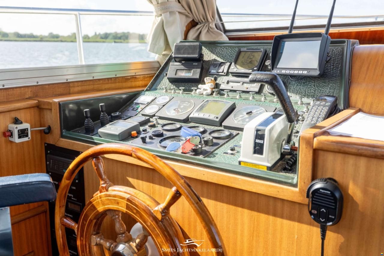 Drettmann Grace 13.00 Flybridge