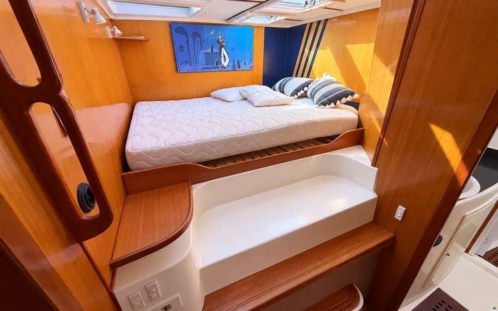 Charter Cats Prowler 48