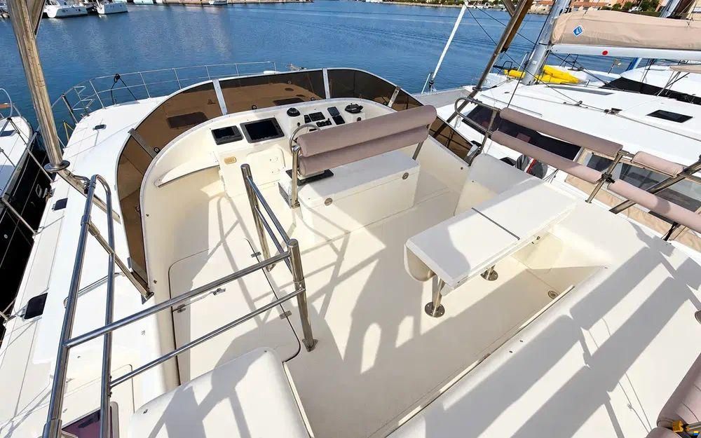 Charter Cats Prowler 48