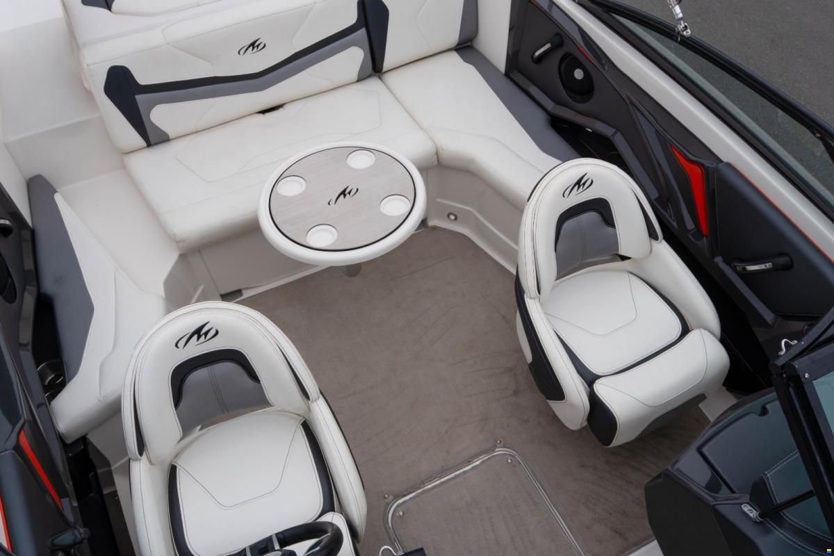 Monterey 238 Super Sport