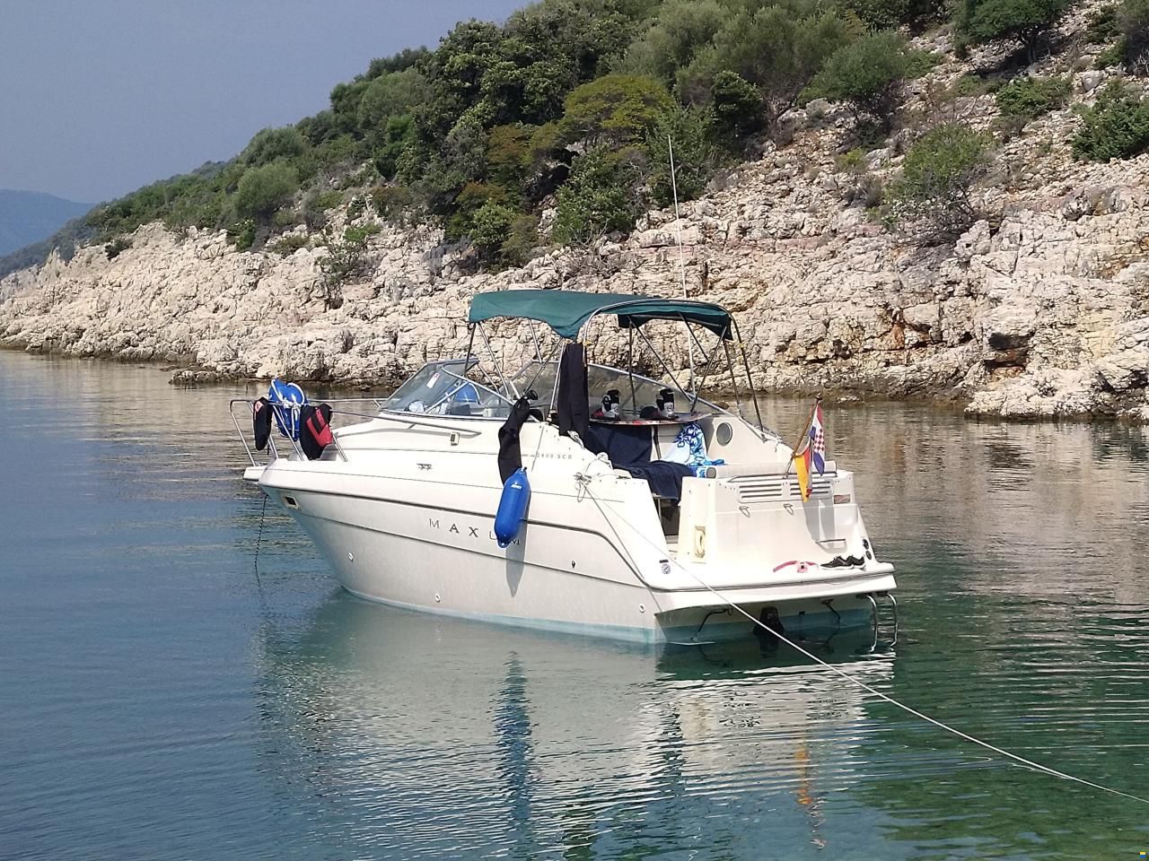 Maxum 2400 SCR