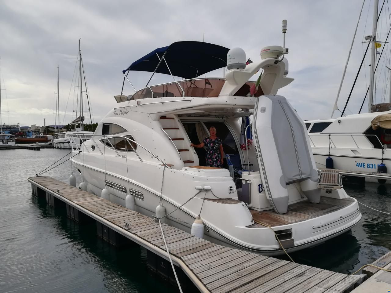 Sealine 42/5 FLY
