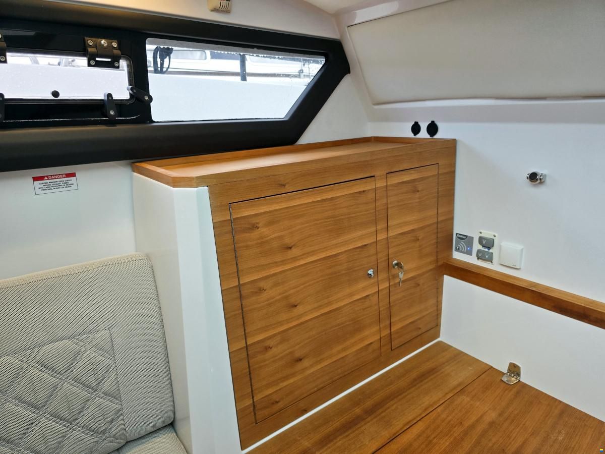 Axopar 37 XC Aft Cabin 2x300hk Mercury Verado X