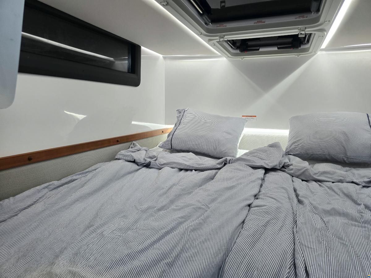Axopar 37 XC Aft Cabin 2x300hk Mercury Verado X