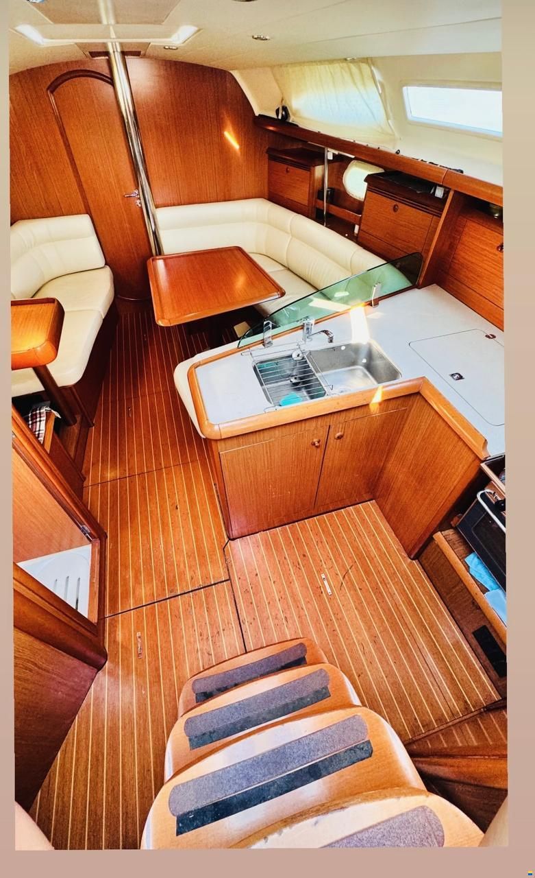 Jeanneau Sun Odyssey 37 Legend