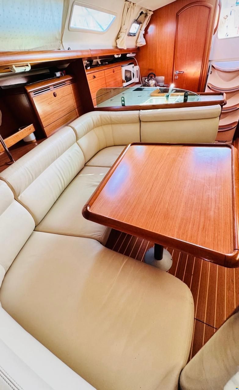 Jeanneau Sun Odyssey 37 Legend