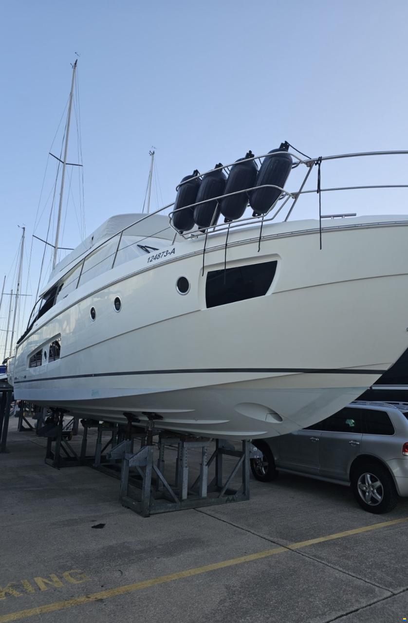 Bavaria Virtess 420 Fly