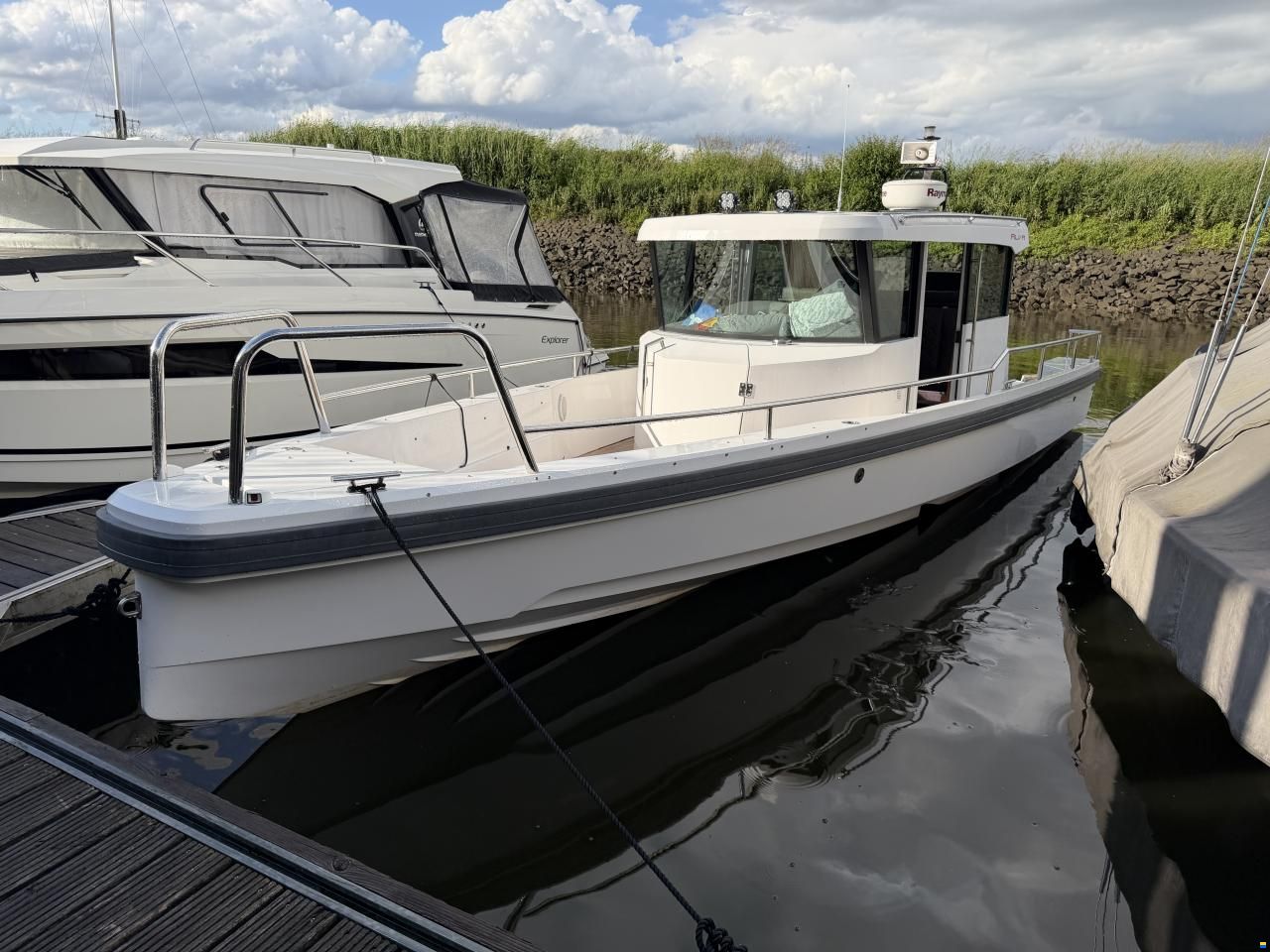 Axopar 28 Cabin