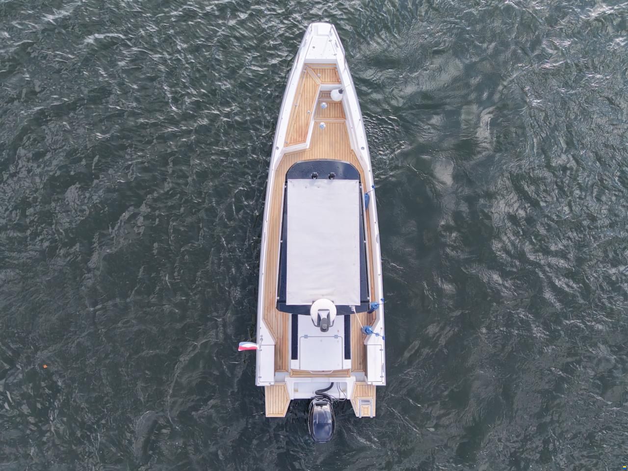 Axopar 28 Cabin