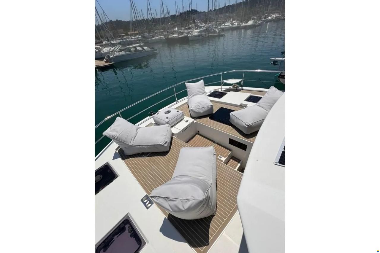 Leopard 53 Powercat