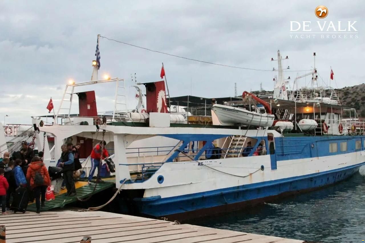 Day Passengers Ship Alexander Green 80
