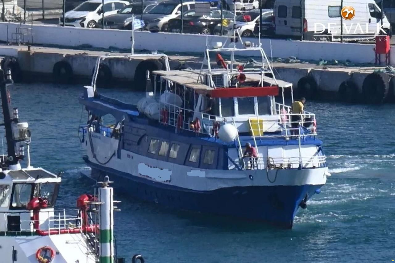 Day Passengers Ship Alexander Green 80